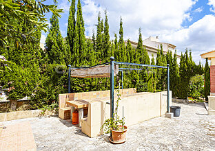 Ref. 2503484 | Mediterrane Villa in Zentrum- und Strandnähe