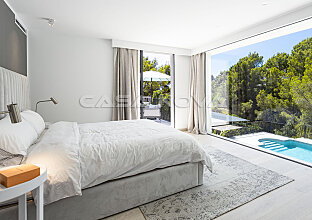 Ref. 2303493 | Renovated, stylish villa in exclusive residential area