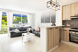 Duplex- Apartment mit viel Potenzial in Strandnähe