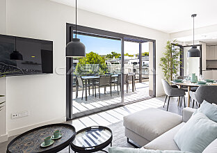 Ref. 1303362 | Modernes Wohn- Esszimmer mit Terrassenzugang