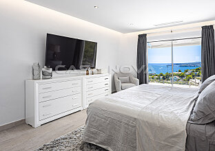 Ref. 2403503 | Spacious bedroom