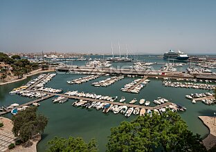 Ref. 1403507 | Modernised sea view penthouse directly at the marina