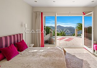Ref. 2403408 | Modern luxury villa with 180 degree panoramic view