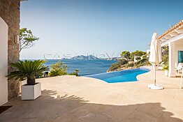 Luxus Villa mit mediterranem Flair in 1. Meereslinie