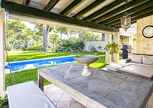 Ref. 2303520 | Lujosa villa en 1ª línea de golf con piscina y jardín