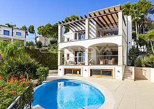 Mallorca Villa mit Meerblick in beliebter Wohngegend