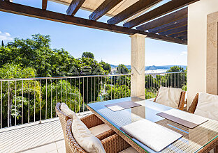 Ref. 2403522 | Mallorca Villa with sea view in popular residential area