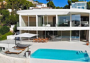 Ref. 2403525 | Luxurious villa in Mallorca with swimming pool