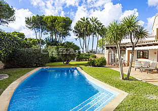 Ref. 2303531 | Villa mediterránea de golf con piscina en exclusiva urbanización