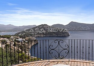 Ref. 2503538 | Villa con apartamento de invitados y vistas al mar