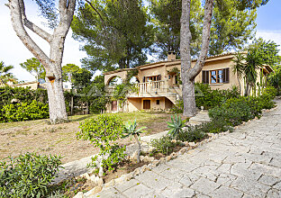 Villa mediterránea en zona residencial tranquila