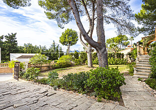 Ref. 2303545 | Mediterranean villa in quiet residential area