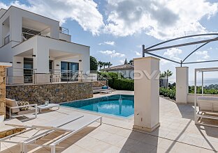 Ref. 2403580 | Villa de lujo con sensacionales vistas al mar