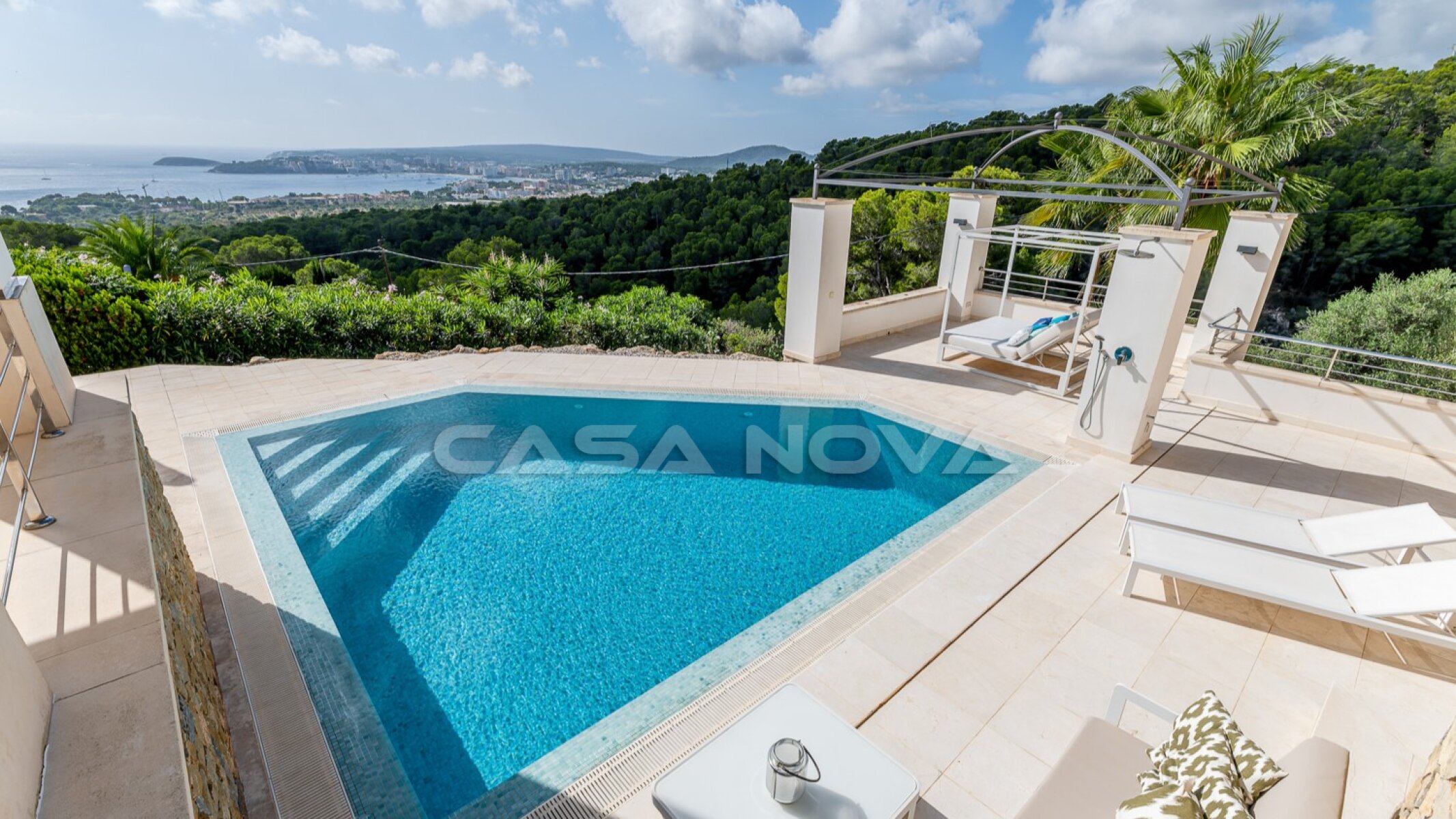 Villa de lujo con sensacionales vistas al mar