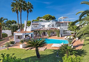 Ref. 2603581 | Charming luxury villa with sensational sea views