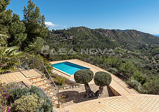 Ref. 2403252 | Sensational finca with holiday rental licence