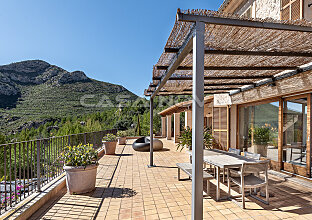 Ref. 2403252 | Sensational finca with holiday rental licence