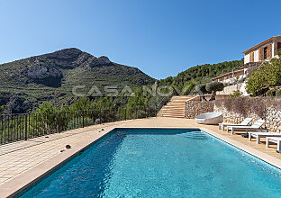 Ref. 2403252 | Sensational finca with holiday rental licence
