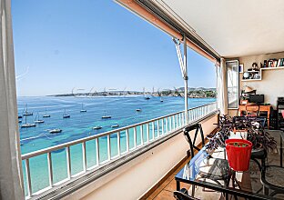 Charming appartment in 1st sea line with a dream view