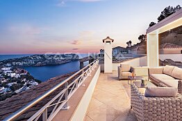 TOP sea view penthouse with roof terrace