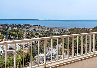 Mediterranean villa in quiet residential area