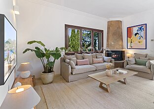 Ref. 2503596 | Luxusvilla in exklusiver Wohngegend