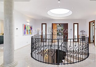 Ref. 2503596 | Luxusvilla in exklusiver Wohngegend