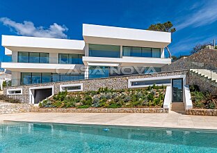 Ref. 2503597 | Villa nueva con acceso al mar