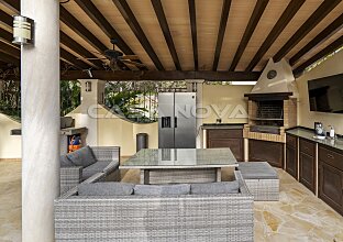 Ref. 2503598 | Luxusvilla in 1. Linie zum Golfplatz