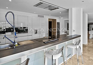 Ref. 2503598 | Luxusvilla in 1. Linie zum Golfplatz