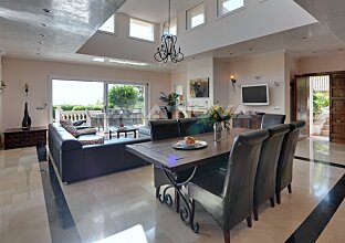 Ref. 231979 | Moderne Villa mit Panorama-Meerblick