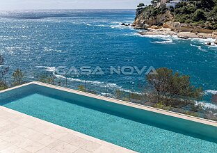 Ref. 2503597 | Villa nueva con acceso al mar