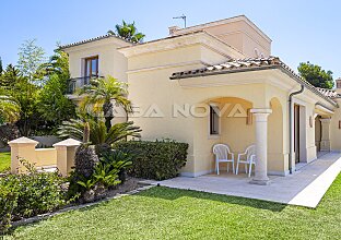 Ref. 2403633 | Imposante Villa in nobler Wohngegend