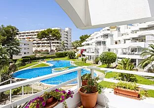 Ref. 1301913 | Apartment with sea view and access to sea