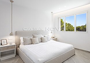 Ref. 2403567 | Luxusvilla mit Pool in beliebter Wohngegend