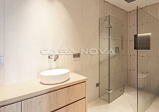 Ref. 2402747 | Recently completed luxury villa with sea views