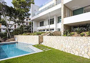 Ref. 2402747 | Recently completed luxury villa with sea views
