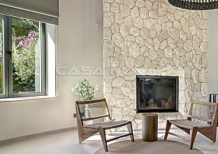 Ref. 2503666 | Moderne Traumvilla mit Pool in exklusiver Nachbarschaft