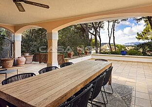 Ref. 2503676 | Mediterrane Villa in exklusiver Anlage mit Teilmeerblick 
