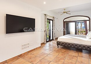Ref. 2503676 | Mediterrane Villa in exklusiver Anlage mit Teilmeerblick 