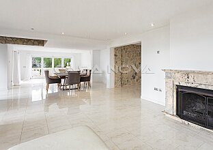 Ref. 2603682 | Villa mit Meer und Panoramablick in exklusiver Lage 