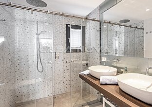 Ref. 2503694 | Exklusive Luxusvilla mit Meerblick