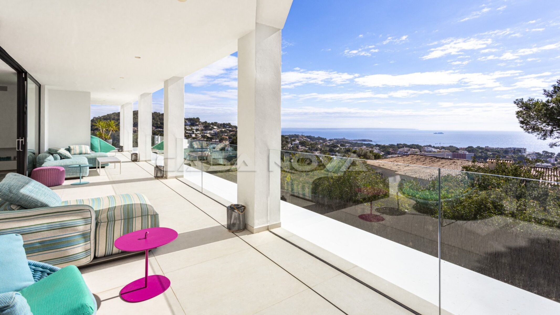 Exklusive Luxusvilla mit Meerblick