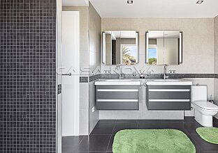Ref. 1303695 | Meerblick Penthouse mit privatem Pool