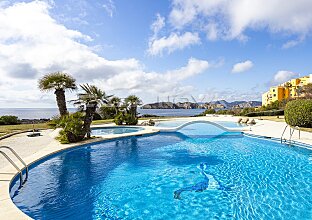 Ref. 1303695 | Meerblick Penthouse mit privatem Pool