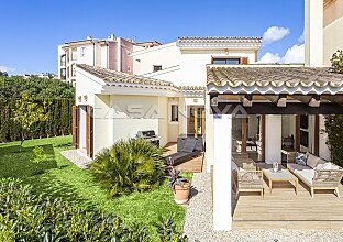 Ref. 2303696 | EXKLUSIV BEI UNS: Traumhafte Villa in einer exklusiven Anlage