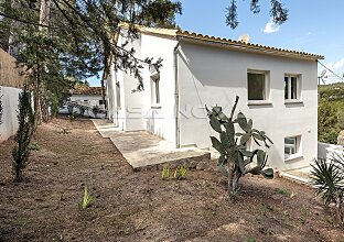 Ref. 2203710 | Attraktive Villa in ruhiger Lage 