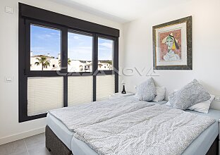 Ref. 1303716 | Neubau: Elegantes Penthaus mit privater Dachterrasse und privatem Pool