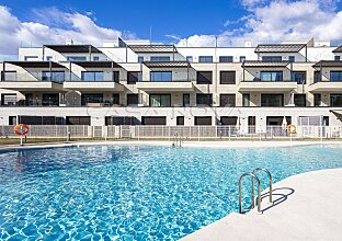 Ref. 1303716 | Neubau: Elegantes Penthaus mit privater Dachterrasse und privatem Pool