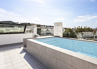 Ref. 1303716 | Neubau: Elegantes Penthaus mit privater Dachterrasse und privatem Pool